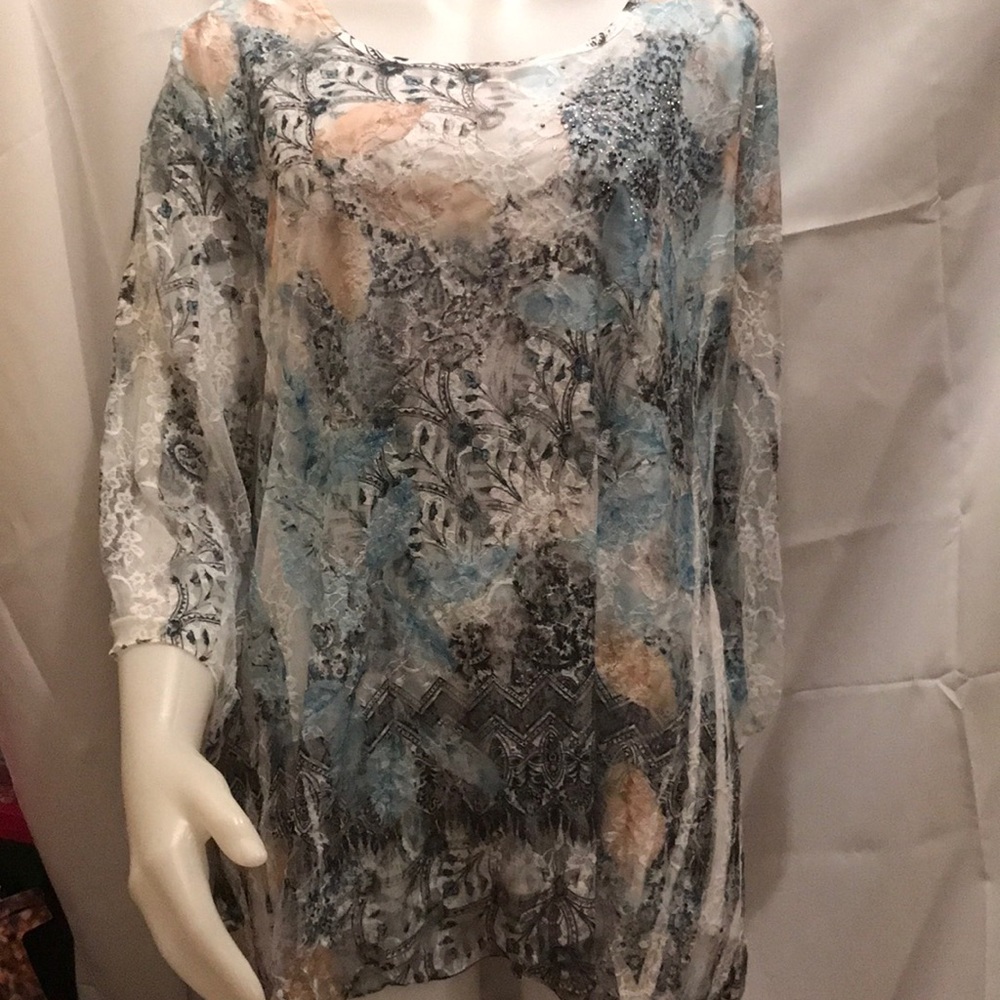 Nwt Sz 3x lace top by Brittany black. FINAL SALE